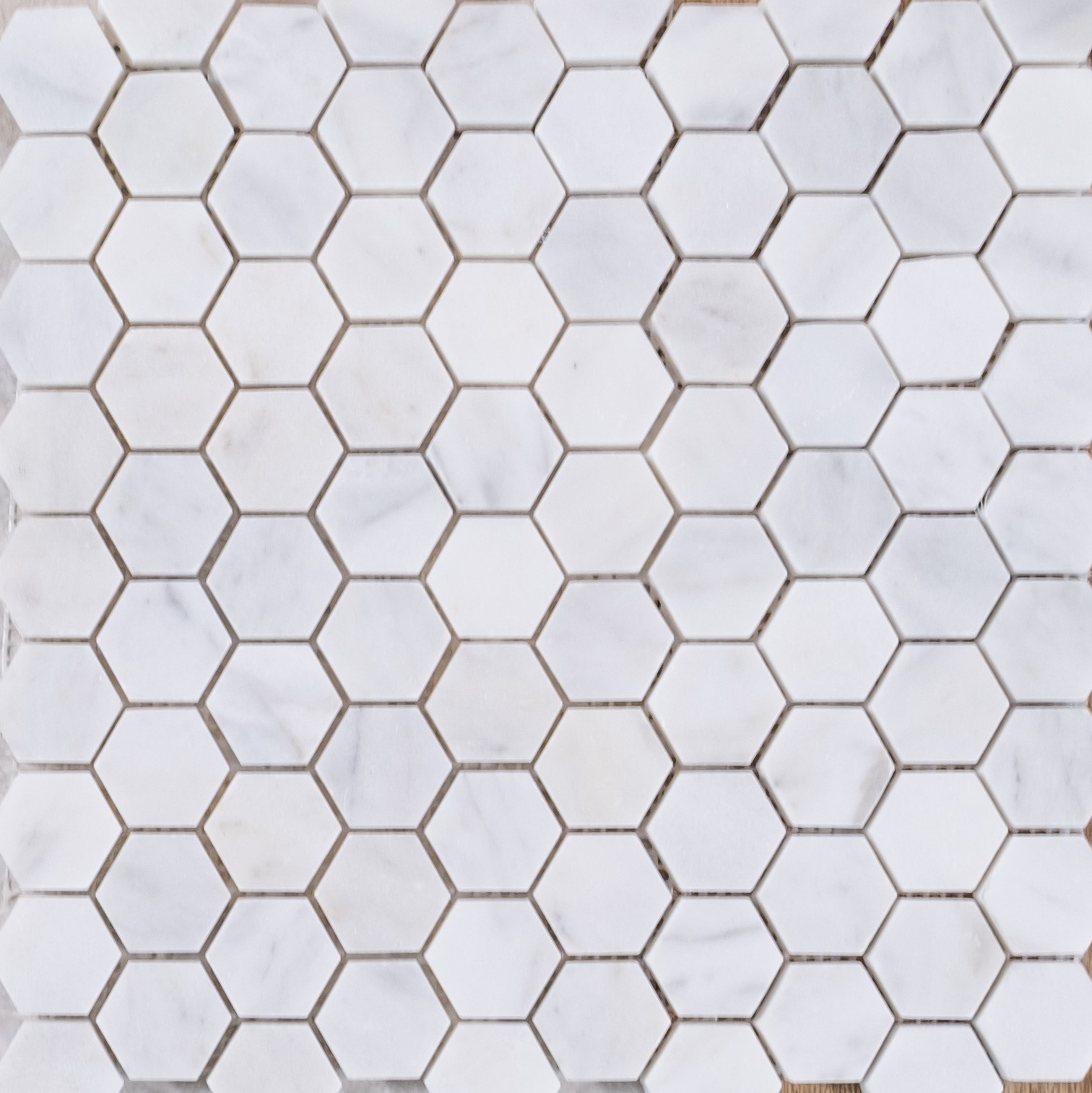 Scale Hexagon White